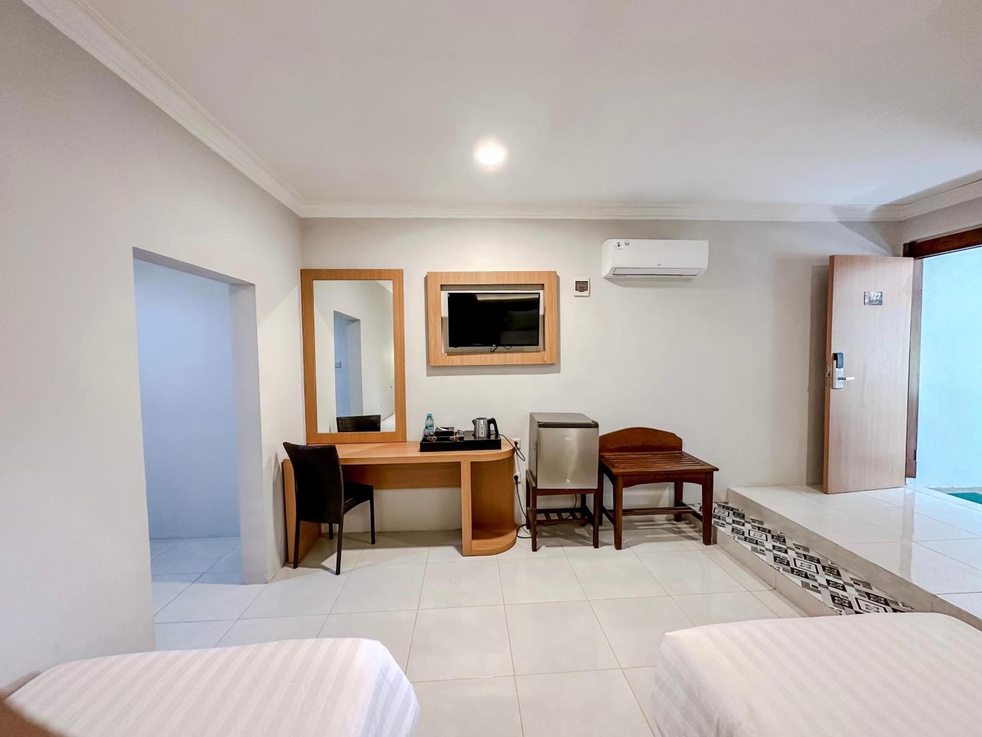 Votel Manyar Resort Banyuwangi Ketapang (Banyuwangi, East Java) Exterior foto